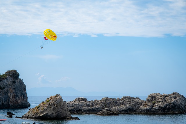 Free Beach Paragliding photo and picture