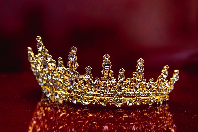 Free Golden Crown Royal Crown photo and picture