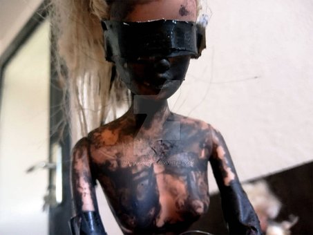 Muñeca, Oscuridad, Mejora, Vinilo