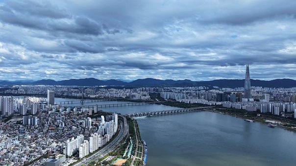Free Seoul Hangang River photo and picture