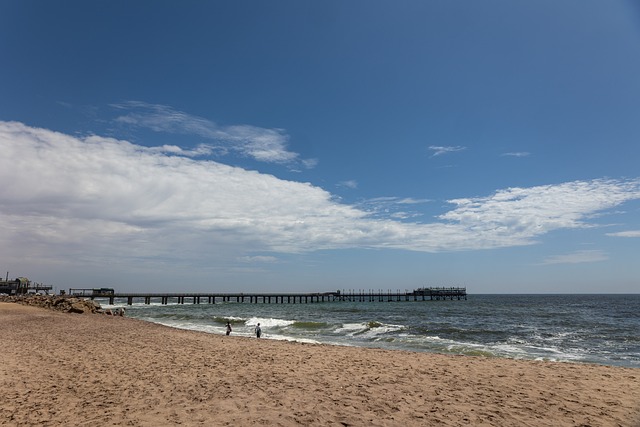 Praia, Oceano, Areia, Cais, Céu