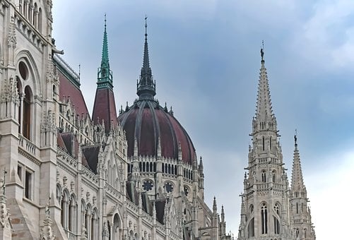 Free Hungarian Parliament Building Budapest photo and picture