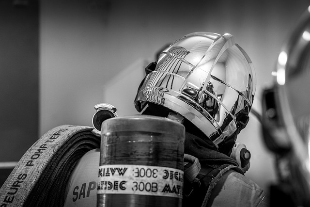 Free Firefighter Fire photo and picture