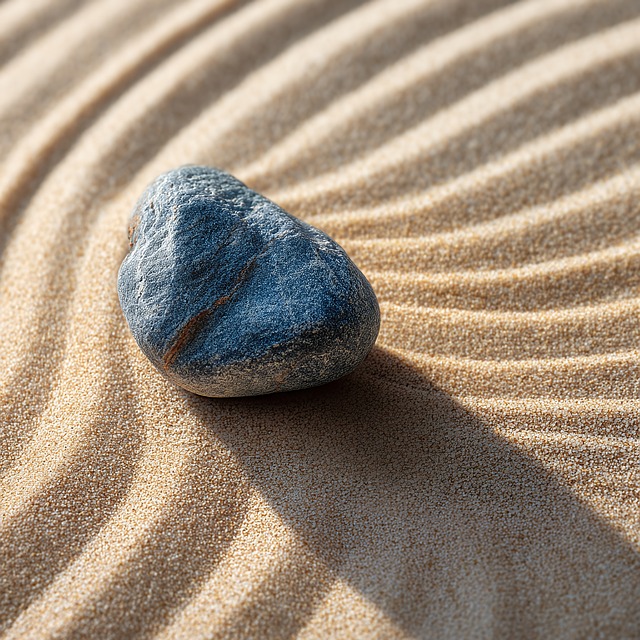 Free stone sand rake illustration