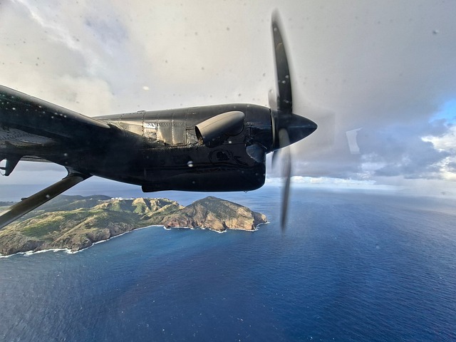 Free Propeller Plane Airplane photo and picture