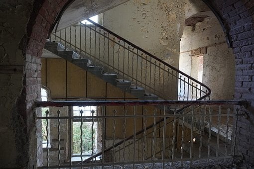 Trap, Verlaten, Spookachtig, Trappenhuis