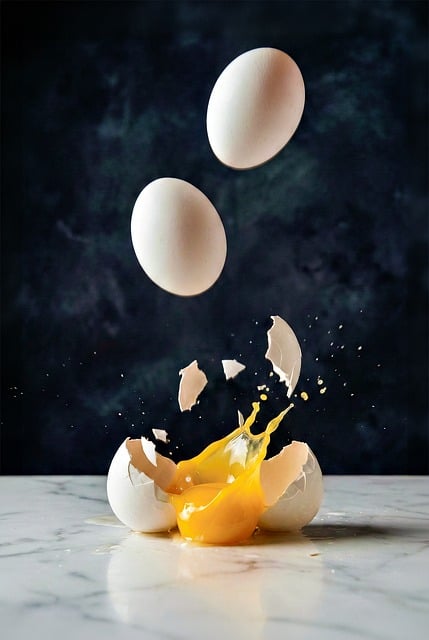 Free eggs breaking egg yolk illustration