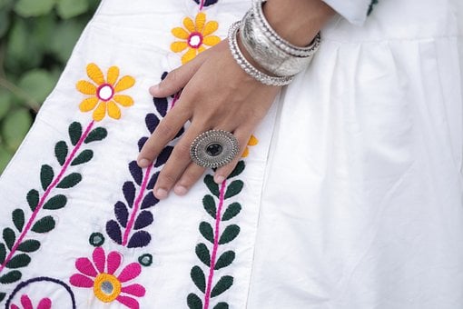 Hand, Schmuck, Ring, Stickerei