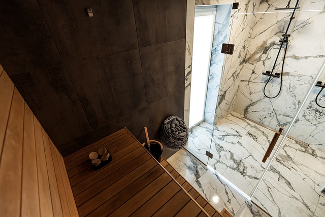 Sauna, Saunakamin, Marmor, Brusekabine