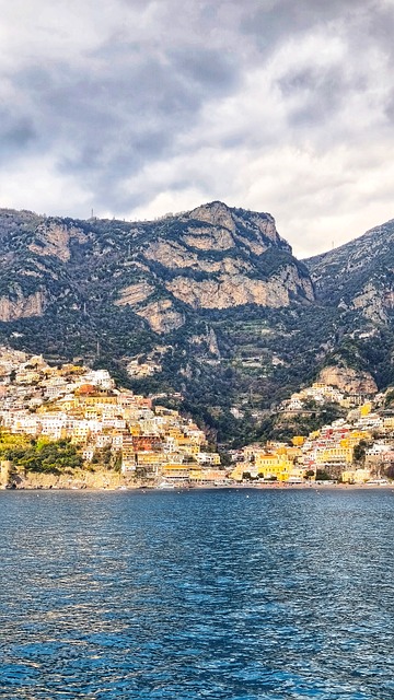 Amalfi, Italië, De Stad, De Zee, Natuur