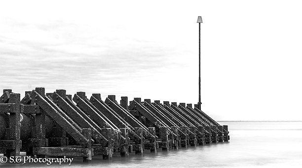 Free Black And White Photo Sea photo and picture