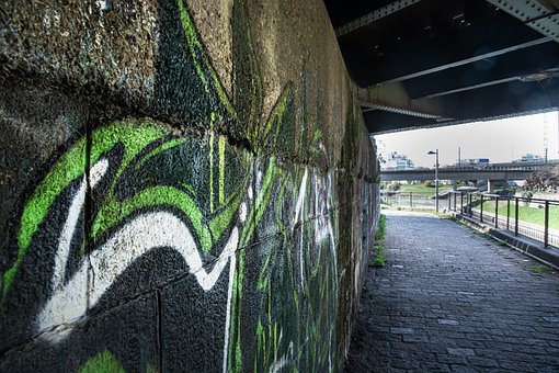 Free Graffiti Wall photo and picture