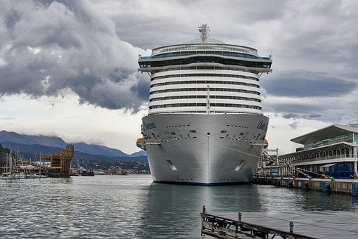 Free Cruise Ship photo and picture