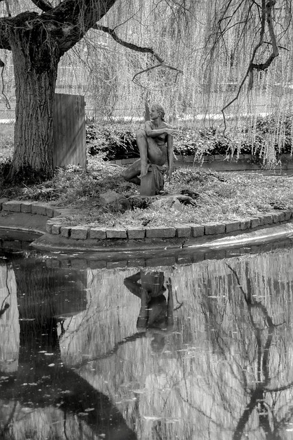 Free Statue Pond photo and picture