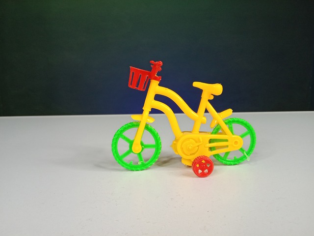 Free Toy Yellow photo and picture