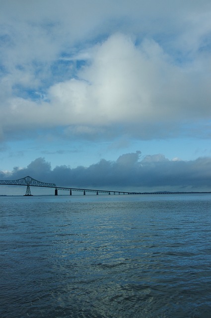 Astoria, Columbiafloden, Bro