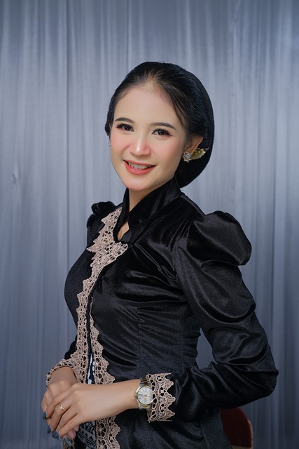 Free Woman Indonesia photo and picture