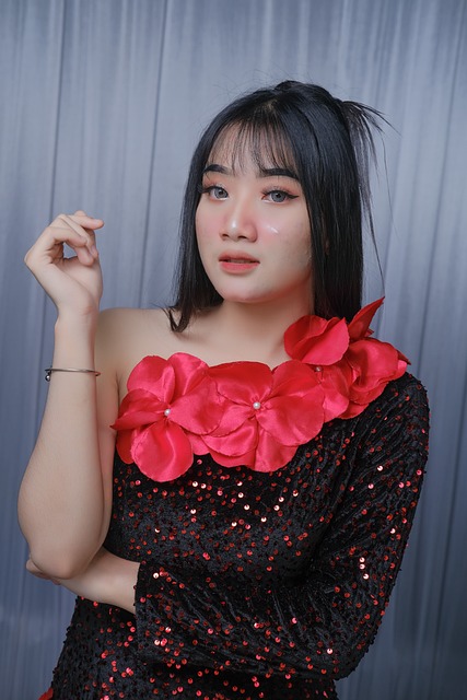 Free Portrait Woman photo and picture
