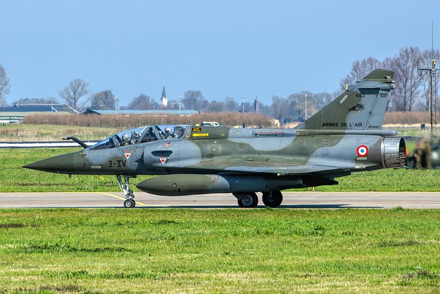 Free Military Aircraft Fighter Jet photo and picture