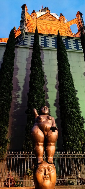 Free Night Photography Sculpture Art photo and picture