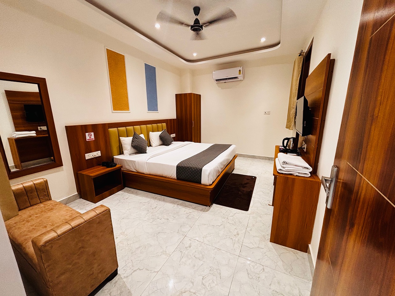 Premium Room