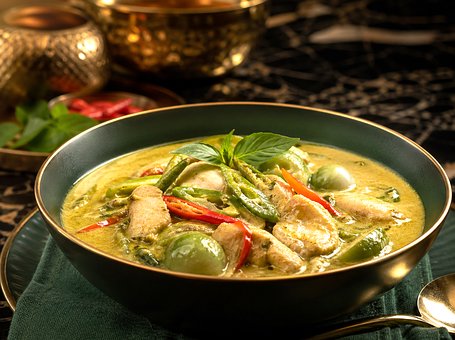 Free Green Curry Chicken Curry illustration and picture