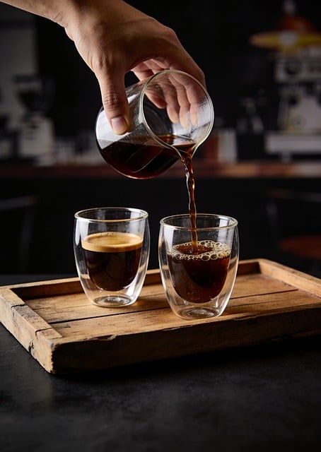 Hånd, Sort Kaffe, Glasbeholder