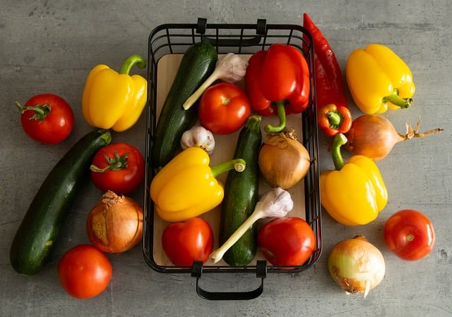 Paprika, Zucchini, Tomaten, Knoblauch