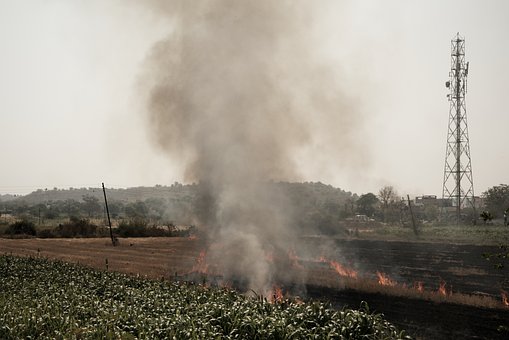 Svingende Røg, Mark, Brand, Mobiltårn