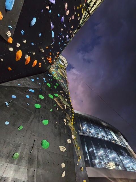 Klatring, Bouldering, Klatrevæg, Klatrer