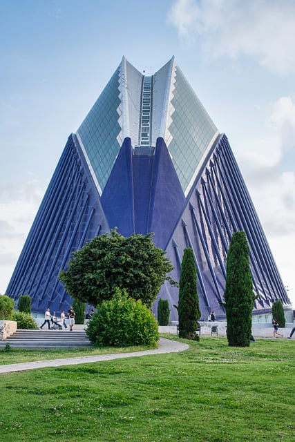 Free Building Architecture photo and picture
