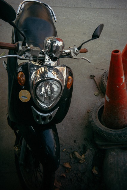 Free Scooter Moped photo and picture