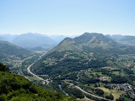 Free Mountains River photo and picture