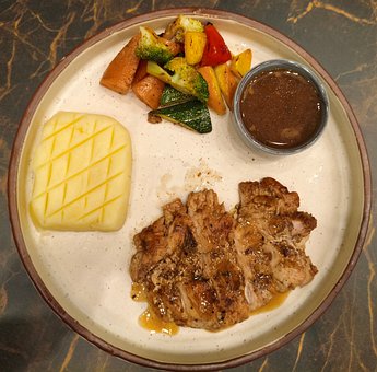 Huhn, Steak, Gemüse, Kartoffeln, Essen