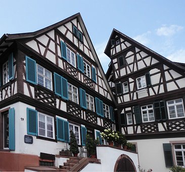 Free Half-Timbered-House Architecture photo and picture