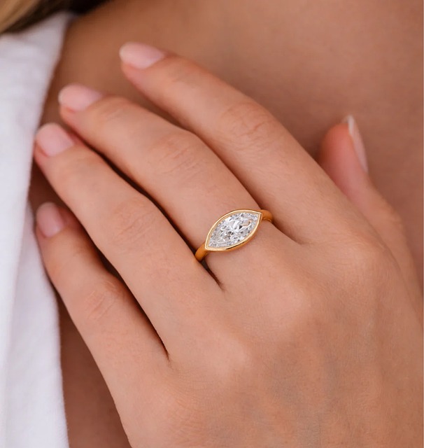 Free Ring Gold photo and picture