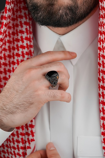 Free Traditional Clothing Ring photo and picture