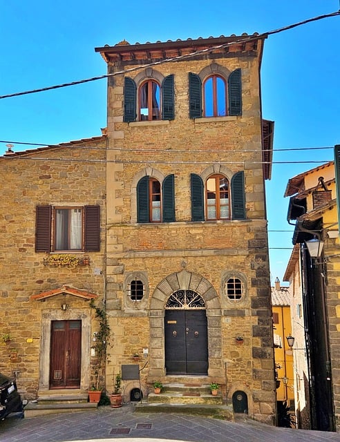 Free Cortona Architecture photo and picture