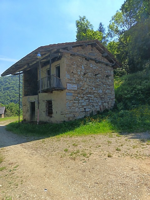 Free Old House Rural Area photo and picture