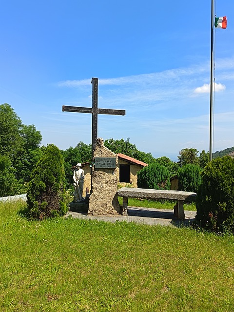 Free Tetto Chiapello photo and picture