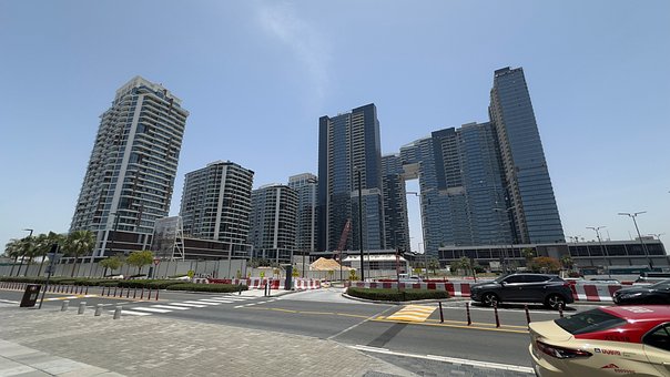 Free Dubai Skyscraper photo and picture