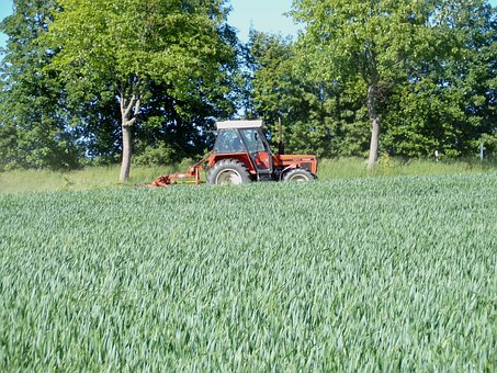 Free Tractor Field photo and picture