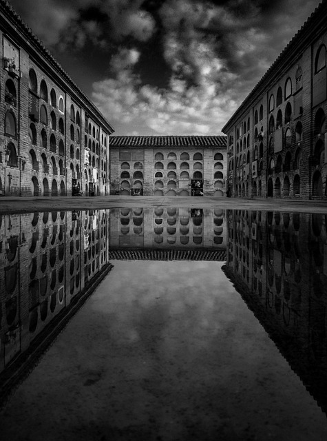 Architektur, Schwarz-Weiß, Reflexionen