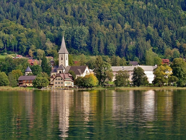 Sø, Kirke, Bjerge, Refleksion, Træer
