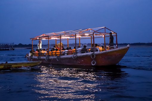 Elvecruise, Opplyst Båt, Blå Time