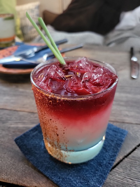 Free Cocktail Ice photo and picture