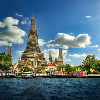 Free Temple Wat Arun photo and picture