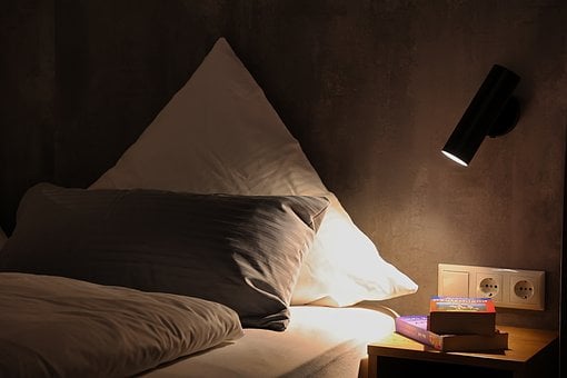 Free Bedroom Hotel photo and picture