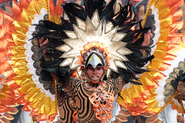Festival, Tradičný Kroj, Páv, Maskovaný