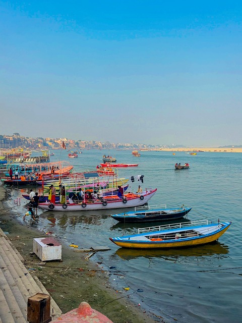 Free River Boat photo and picture